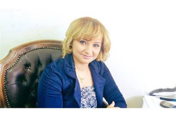 العلمانية المصرية دينا أنور watanserb.com