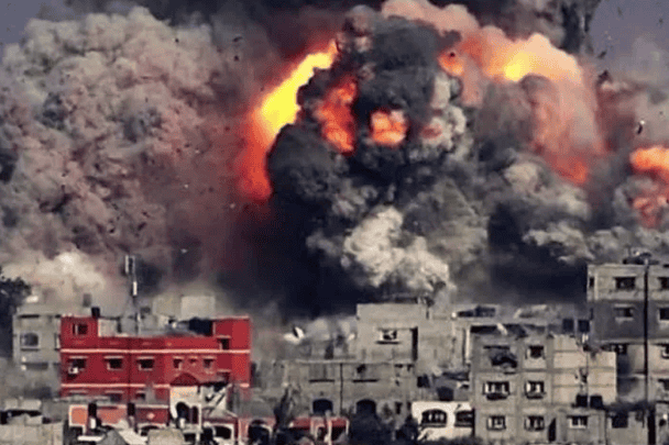 كاتب قطري وأبطال غزة watanserb.com