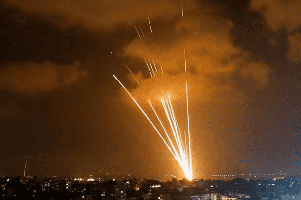 المقاومة الفلسطينية ترد على العدوان watanserb.com