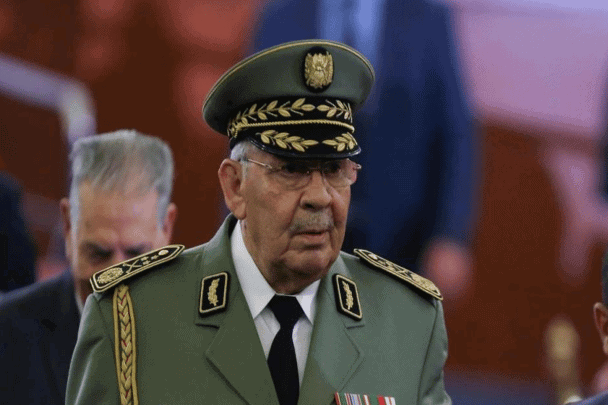 “الجيش الجزائري يتلقى الأوامر من الإمارات”.. هذا ما كشفه لواء متقاعد بالجيش | القصة الكاملة الجيش الجزائري والإمارات watanserb.com