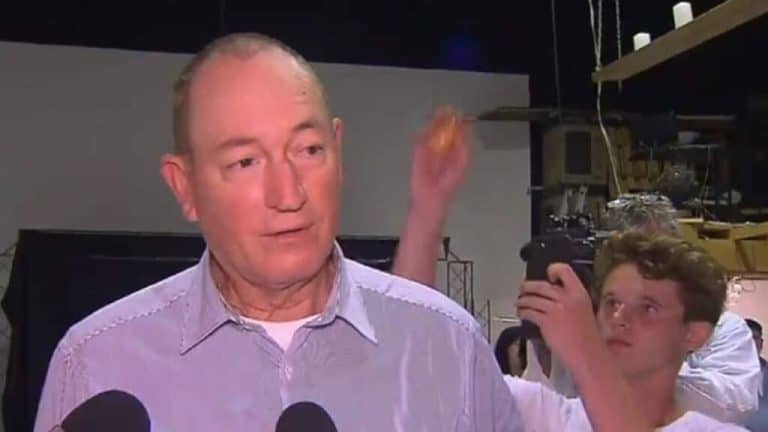 السيناتور الاسترالي فرايزر أنينغ watanserb.com