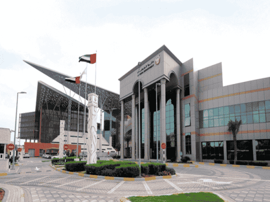 فنان خليجي في ابوظبي watanserb.com