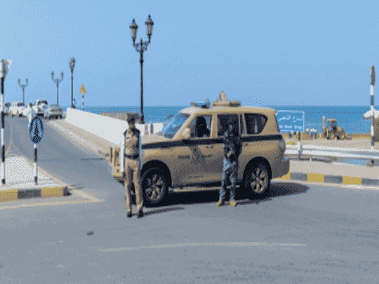 في سلطنة عمان.. شخصان يتحرّشان ويهتكان عرض طفلين والشرطة تناشد المواطنين | القصة الكاملة شخصان يهتكان عرض طفلين watanserb.com