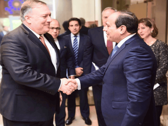 بومبيو يرفض وصف السيسي بـ”الظالم” لكنه سيطالبه بتحسين حالة حقوق الإنسان في مصر! | القصة الكاملة بومبيو و السيسي watanserb.com