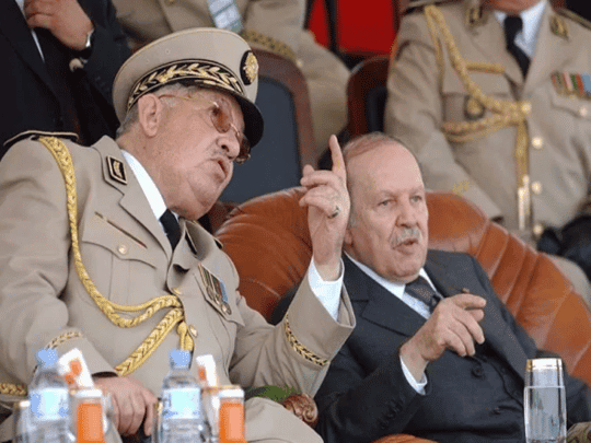 عزل بوتفليقة بالقوة watanserb.com