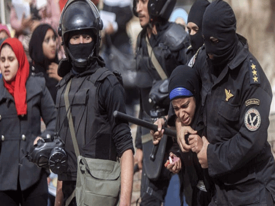 معتقلات السيسي “قنبلة” موقوتة.. فورين بوليسي: سجون مصر باتت معاقل خصبة لتفريخ مجندي “داعش” | القصة الكاملة معتقلات السيسي watanserb.com