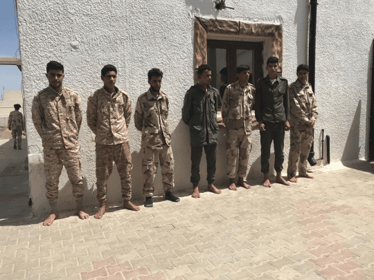 فيديو متداول لـ “أسرى قوات حفتر” وتعريفهم بأنفسهم ورتبهم عقب الهزيمة المذلة | القصة الكاملة أسرى قوات حفتر watanserb.com