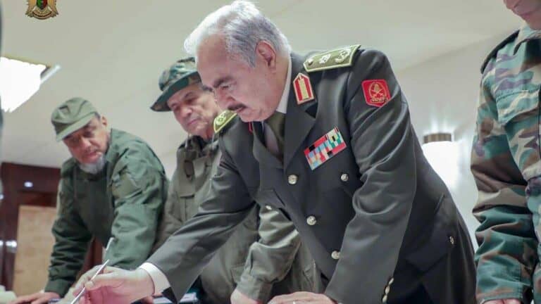 حفتر watanserb.com