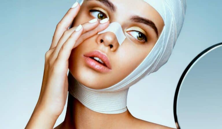 فتاة إماراتية تدخل غيبوبة بعد عملية تجميل فاشلة وأهلها في حالة قلق شديد تجميل watanserb.com