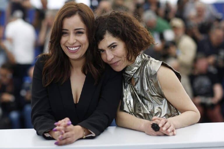 ر الفنانتين المغربيتين، نسرين الراضي ولبنى الزبال watanserb.com