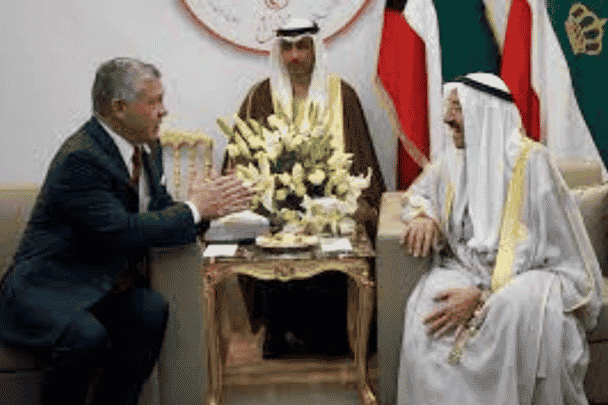 ملك الأردن يزور الكويت بالتزامن مع تواجد أمير قطر هناك.. هل يرتبط الأمر بالتصعيد الأخير في الخليج؟ | القصة الكاملة عبدالله الثاني الكويت watanserb.com