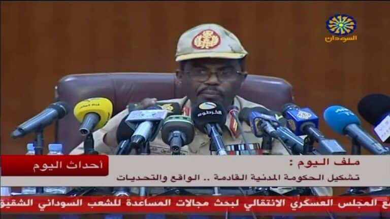 ناشط فلسطيني يتلقى تهديدات من ابن سلمان بتقطيعه على طريقه خاشقجي.. “سي اي ايه” كشفت المخطط ونبهت النرويج | القصة الكاملة إياد البغدادي watanserb.com