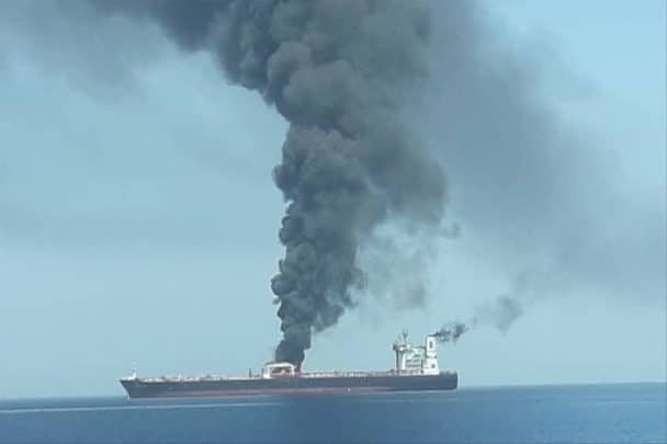 فيديو استهداف ناقلتي النفط watanserb.com