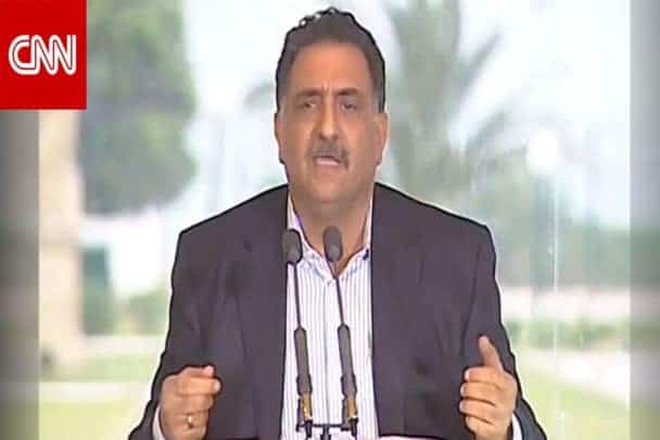 عزمي بشارة يسخر من قمم مكة watanserb.com