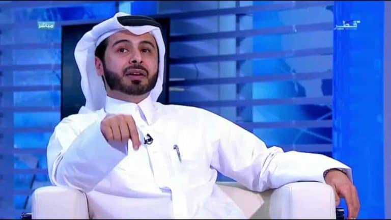 كاتب قطري يهاجم حكام السعودية بسبب احتفالات العيد الوطني ويعتبر علمانيتهم مقززة أنور قرقاش والمري