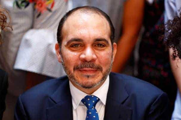 تغريدة الأمير علي بن الحسين على مسلسل جن المثير للجدل بسبب إباحيته | القصة الكاملة تغريدة الأمير علي بن الحسين watanserb.com