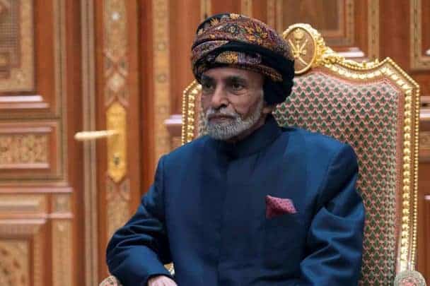 السلطان قابوس بن سعيد يُصدر 5 مراسيم .. و”التواصل الحكومي” ينشر توضيحاتٍ هامّة | القصة الكاملة قابوس بن سعيد watanserb.com