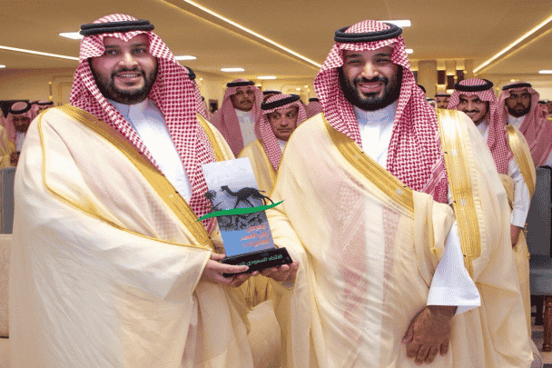 ابن سلمان يحضر مهرجان الهجن رغم الهجوم على أرامكو وتأثيراته السلبية الكبيرة أرامكو تحت القصف watanserb.com