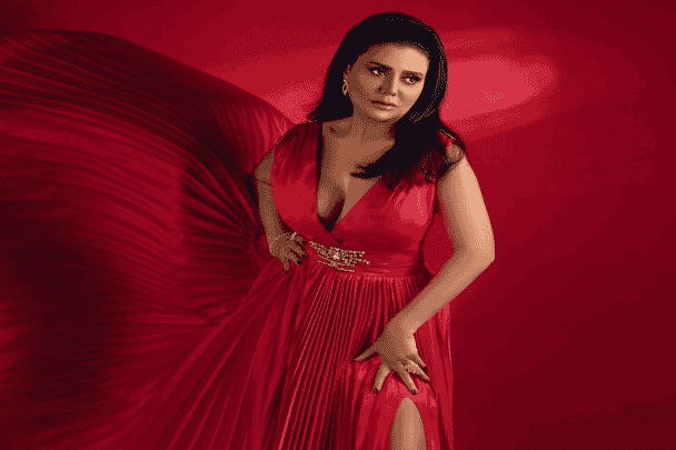 رانيا يوسف تثير الجدل watanserb.com