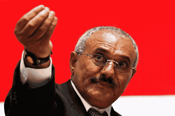 اللحظات الأخيرة بحياة علي صالح watanserb.com