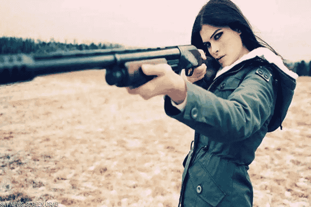 زعيمة عصابات جثة هامدة watanserb.com