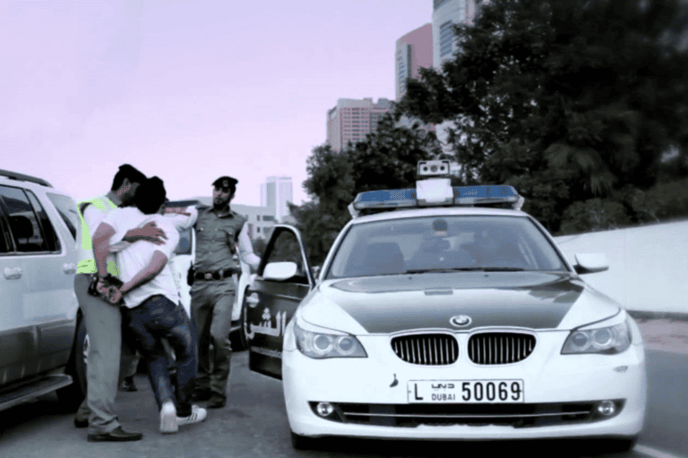 جريمة مروعة في الإمارات تودي بحياة شاب بعد استدراجه ودفنه في مزرعة أغنام جريمة مرعبة في الإمارات watanserb.com