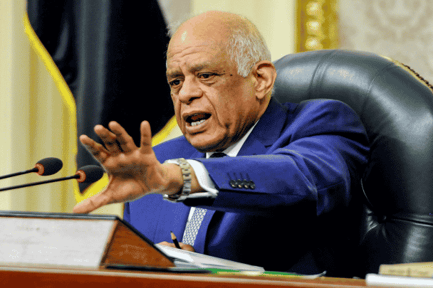 عبدالعال عبدالفتاح السيسي هتلر watanserb.com