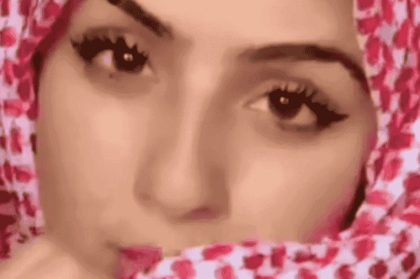 فتاة إعلان شماغ البسام watanserb.com