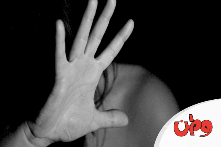 فيديوهات جنسية لأب عربي وهو يعاشر ابنته المطلّقة بعد وفاة زوجته .. ما حدث مرعب!! | القصة الكاملة أب يعاشر ابنته المطلقة watanserb.com