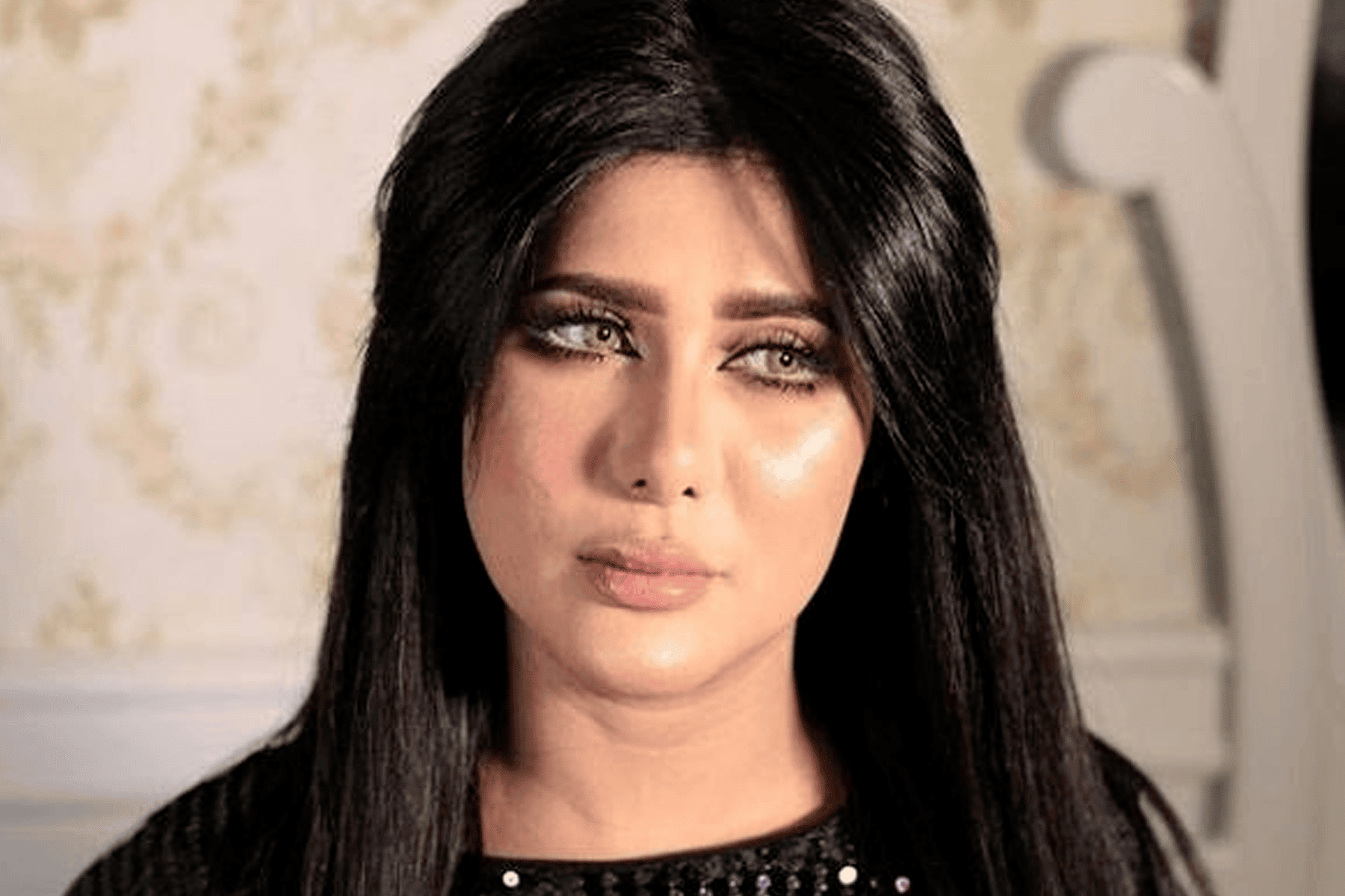 ضجة في الكويت بعد إعلان فنانة عن ويسكي حلال يجذب الجماهير بنكهاته المتنوعة إعلان ويسكي حلال بالكويت watanserb.com