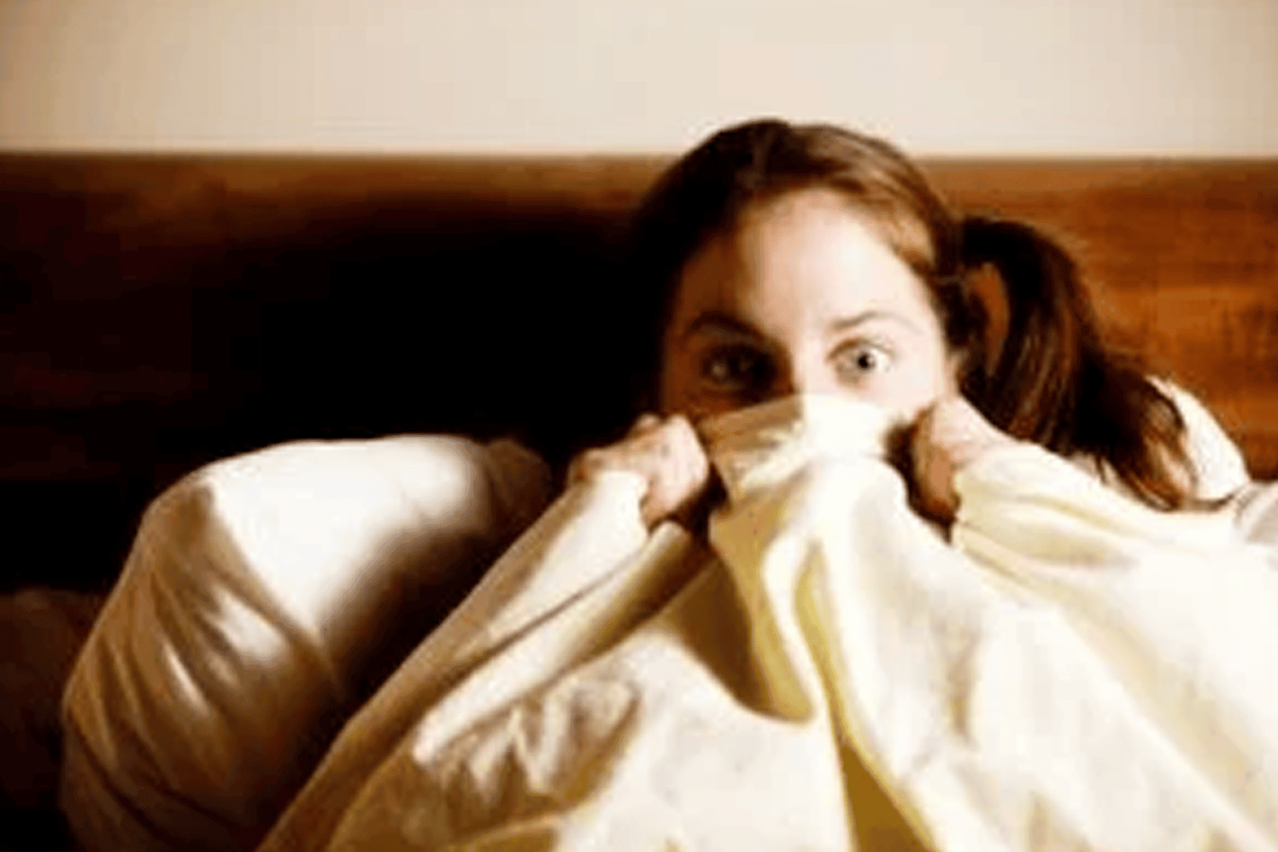 جريمة قتل مروعة في الجيزة.. طفلة تدفع حياتها ثمن إفشاء سر عائلي والدها وزوجته كلمة تكلّف طفلة حياتها watanserb.com