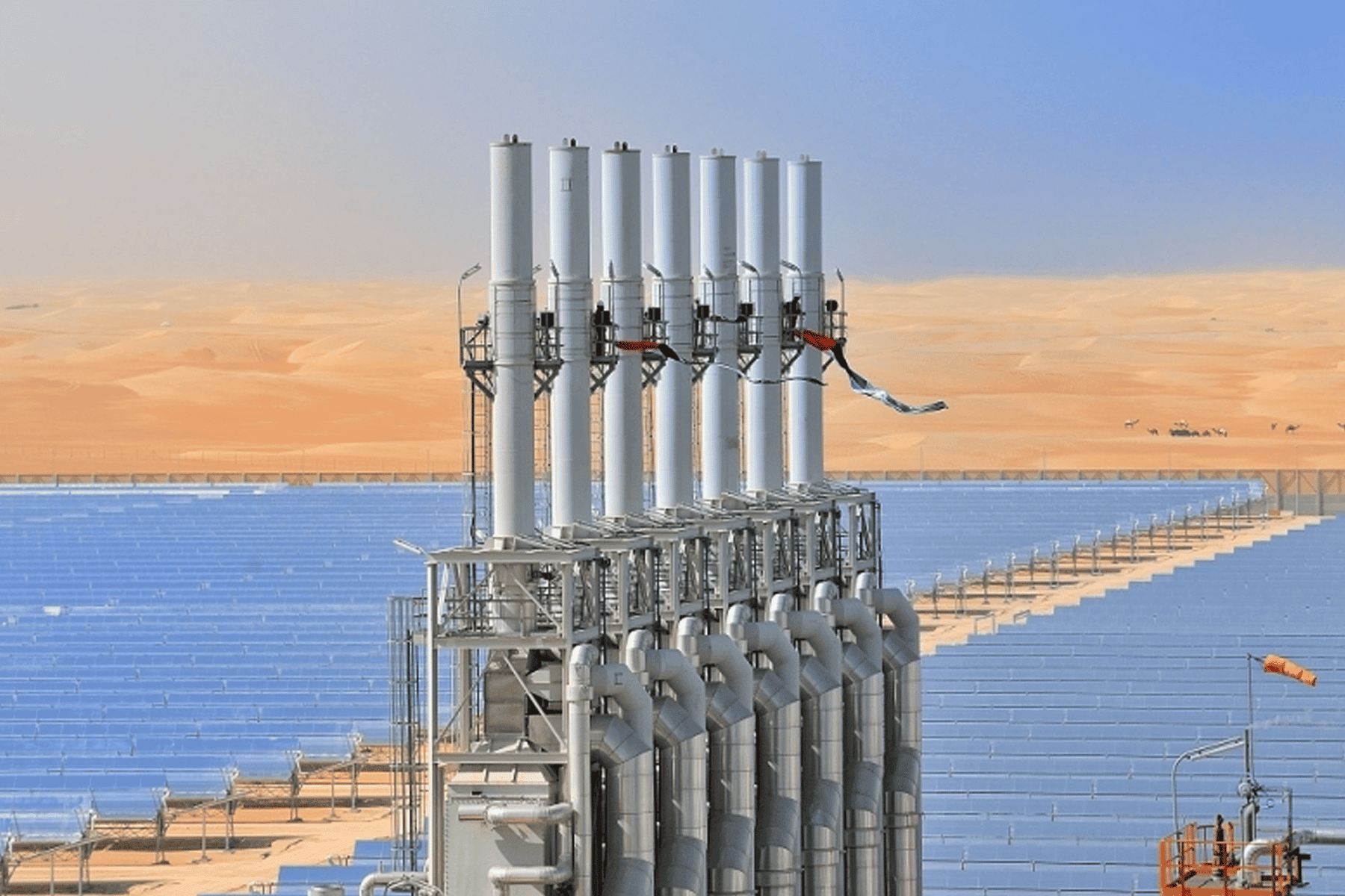 خبر أثار جنون عيال زايد فطلبوا من الشركة حذفه.. حريق في محطة “شمس 1” للطاقة بأبو ظبي | القصة الكاملة حريق في محطة شمس 1 watanserb.com