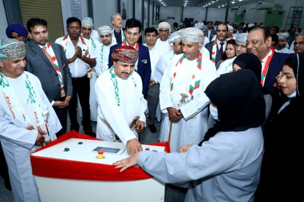 صورة صدمت العُمانيين watanserb.com