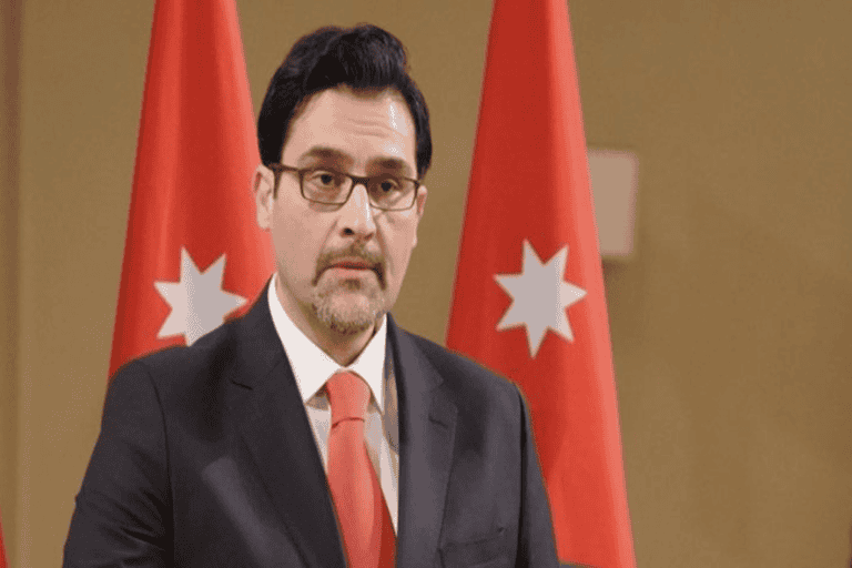 لقطة لوزير النقل بالأردن watanserb.com