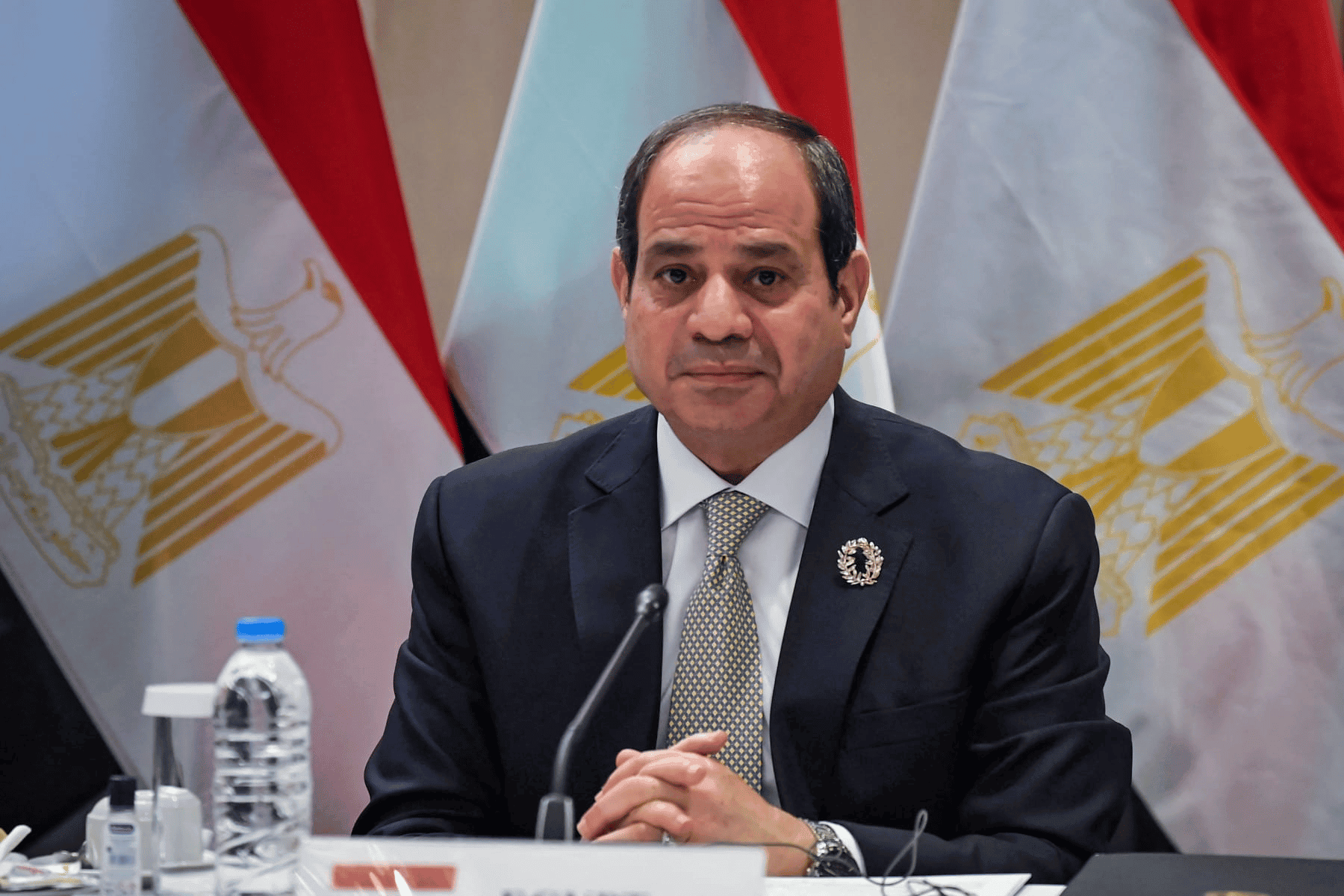 السيسي يشدد على أهمية الدعم الخارجي لمصر ويطالب بـ20 تريليون دولار لتحسين الأوضاع الاقتصادية السيسي ومصر watanserb.com