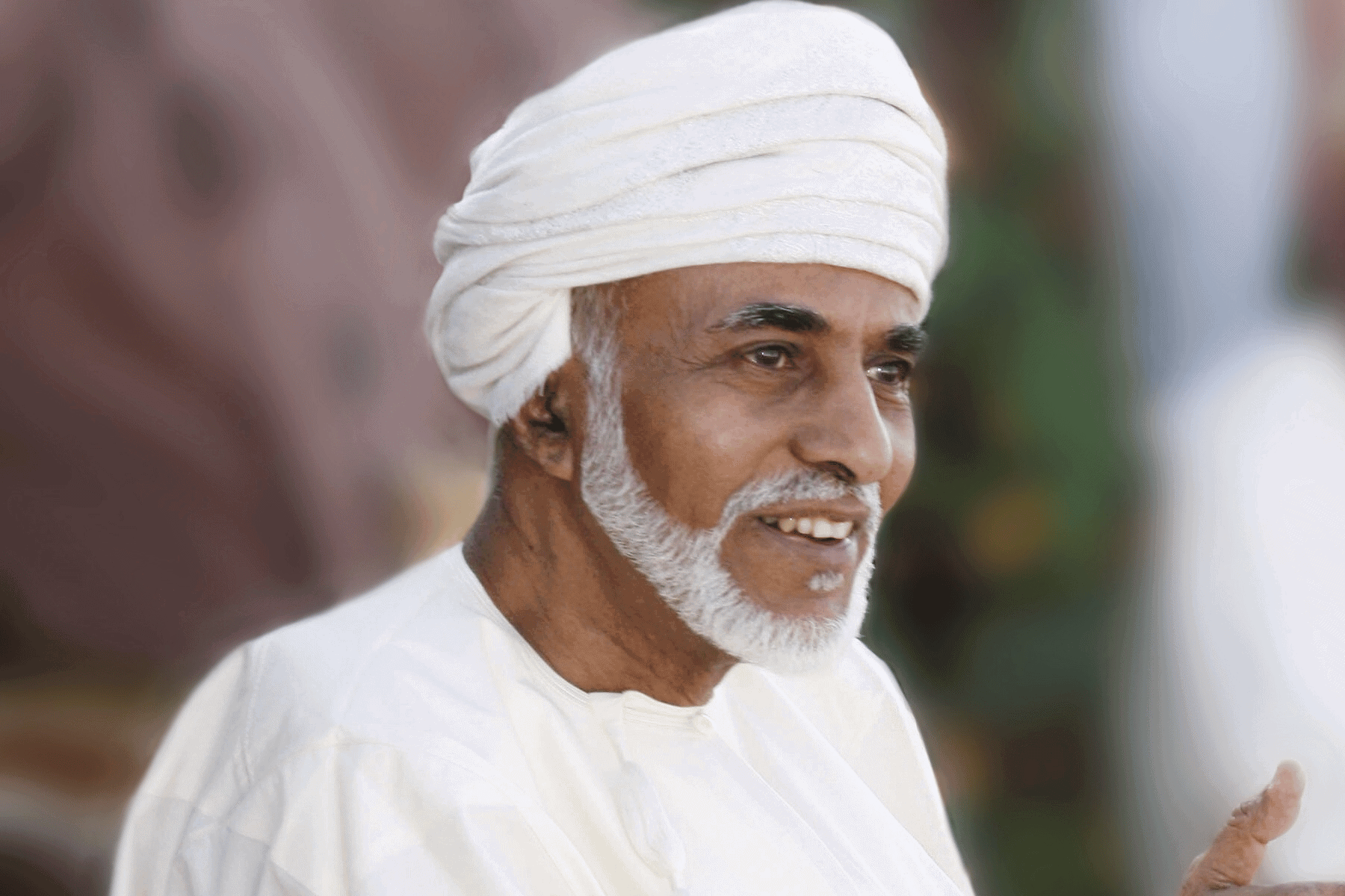 شارِب بول “بن زايد” يتلقّى تعليمات لنشر أخبار وفاة السلطان قابوس وخليفته.. و”الشاهين” يتصدّى | القصة الكاملة أخبار وفاة السلطان قابوس watanserb.com