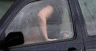 مقطع إباحي: يمارسان الجنس خلف مركبة في الشارع بالأردن يُشعل غضباً واسعاً! | القصة الكاملة يمارسان الجنس خلف السيارة في الأردن