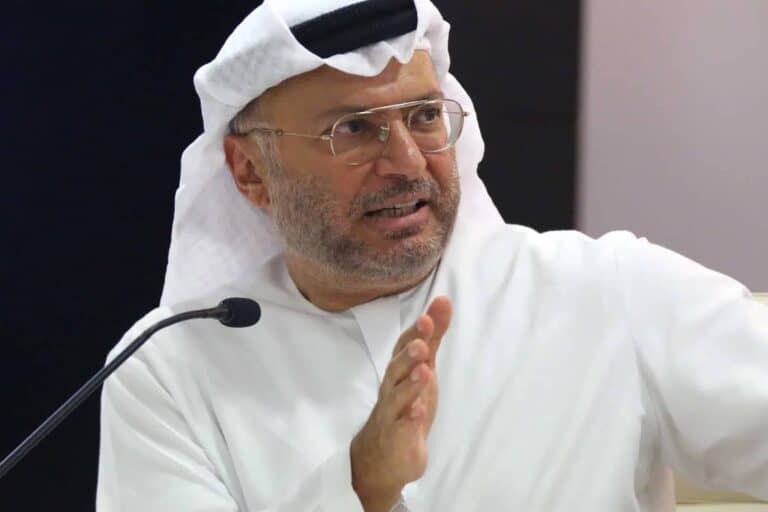 البكاء على رحيل مبارك watanserb.com