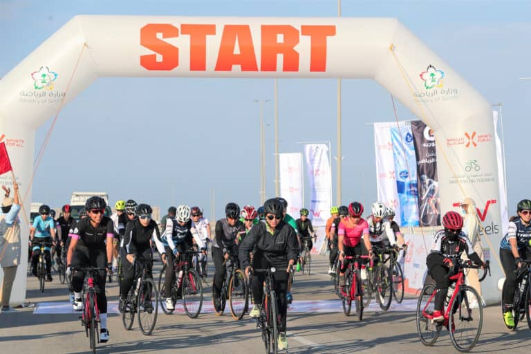 الامارات سباق للدرجات الهوائية watanserb.com