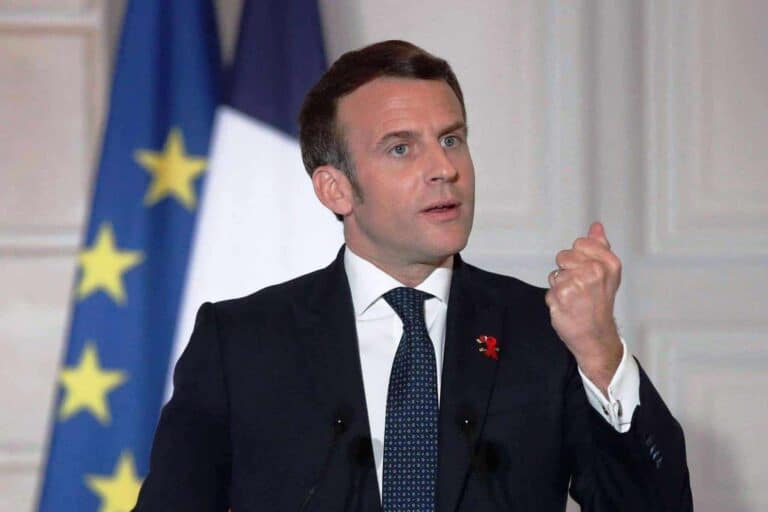 فيديو جنسي للرئيس الفرنسي watanserb.com