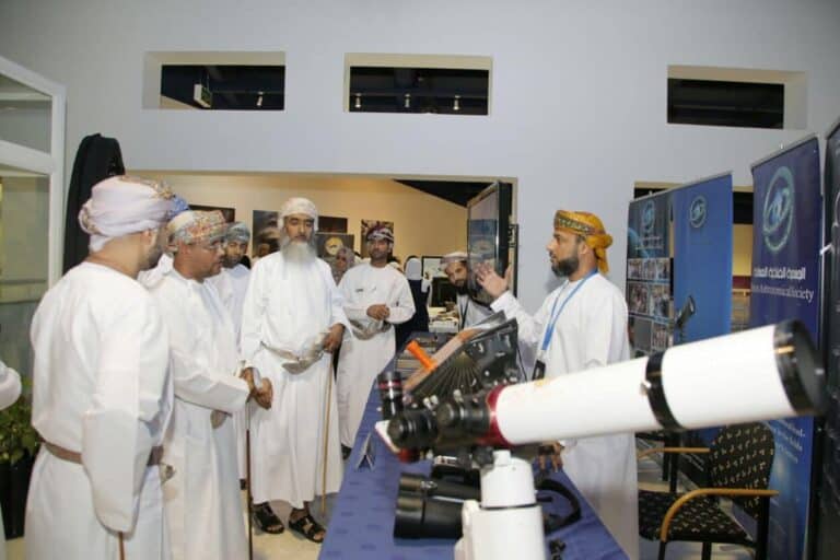 انتشار تحدي وقوف المكنسة watanserb.com