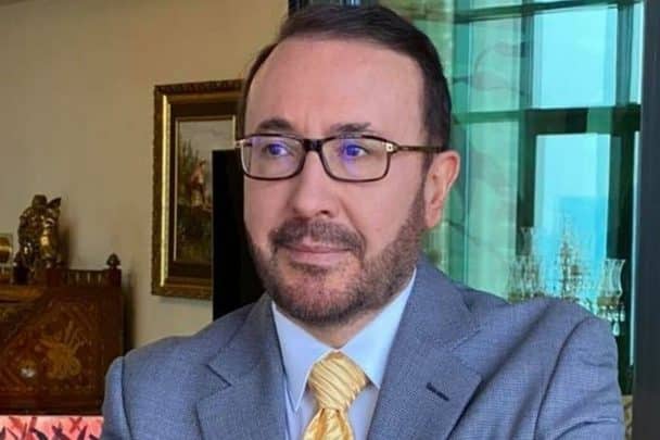 فيصل القاسم يدافع عن الصهيونية watanserb.com