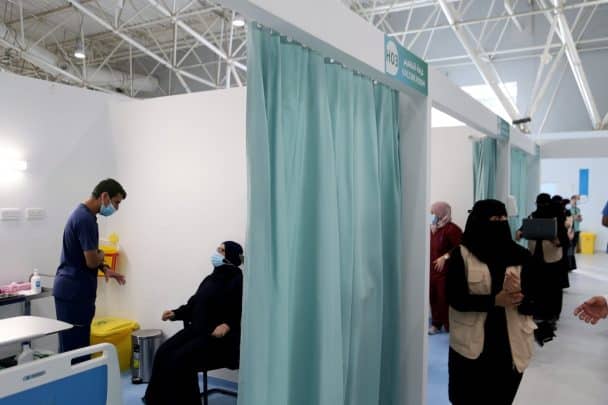 كارثة.. مصابان بـ” كورونا” نجحا في الهروب من الهند إلى السعودية ورعب من تفشي الفيروس القاتل بين السعوديين مصابان كورونا نجحا في الهروب من الهند watanserb.com