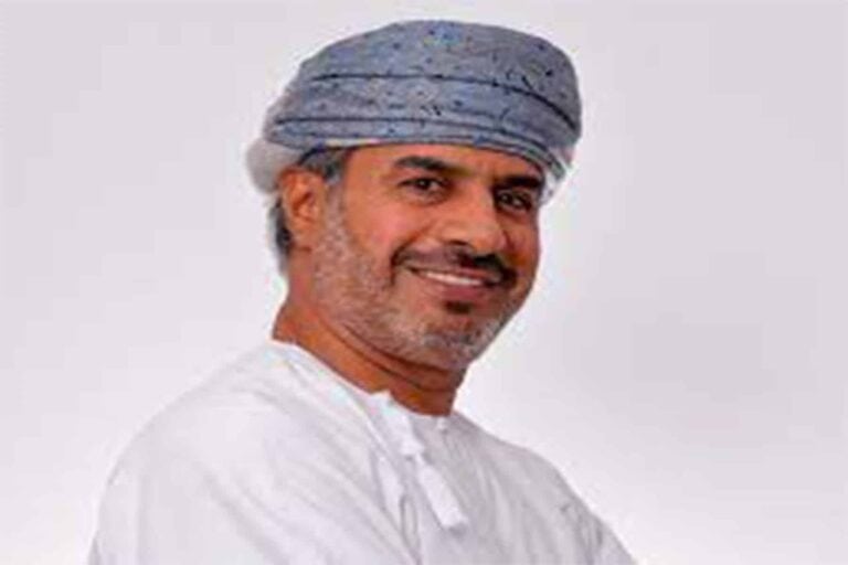 المحامي العُماني خليفة الهنائي watanserb.com