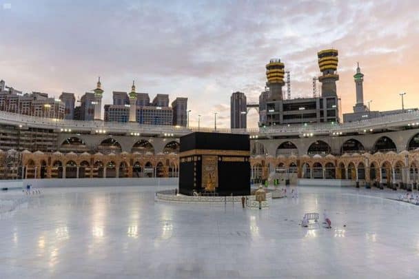 الحرم المكي خالي من المصلين watanserb.com