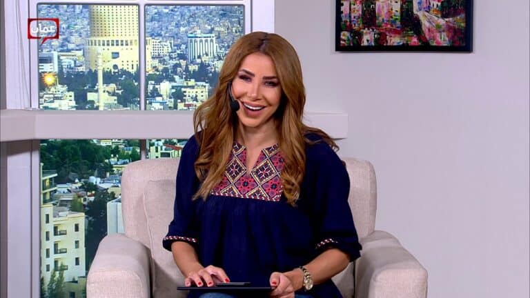 المذيعة ناديا الزعبيwatanserb.com