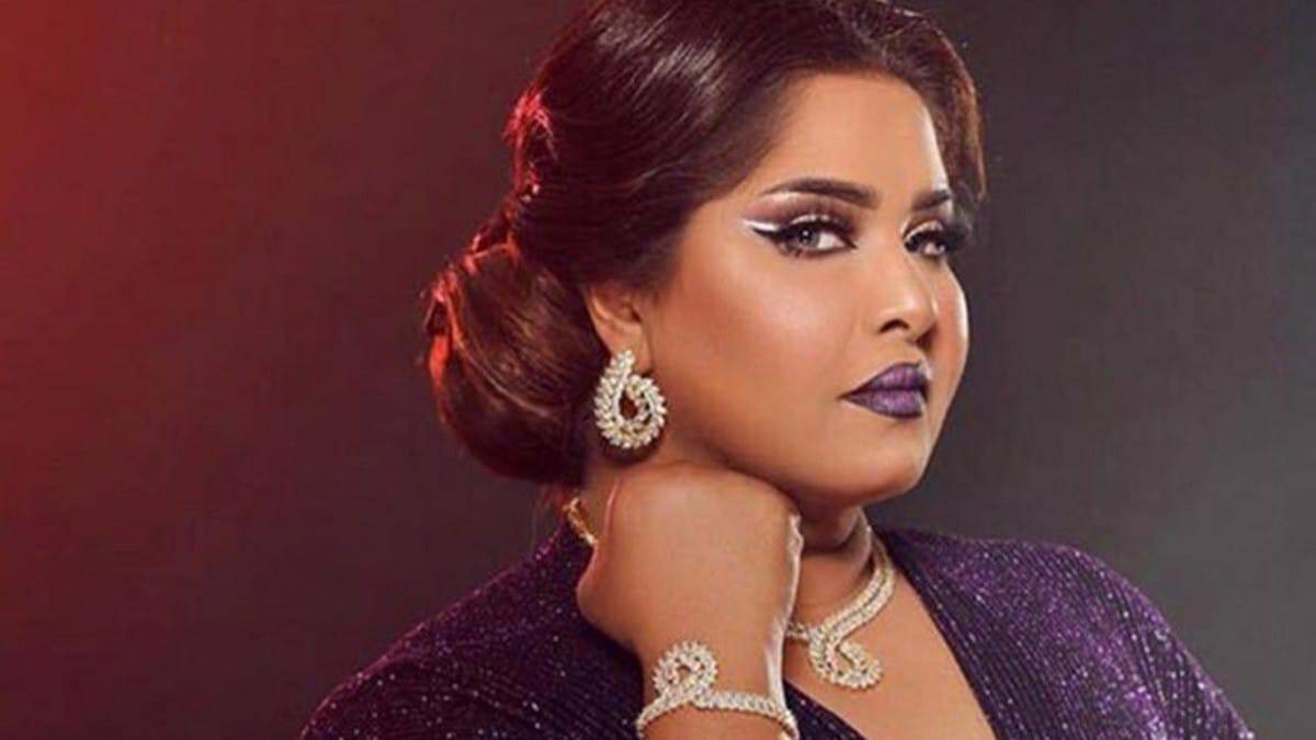 الفنانة الكويتية هيا الشعيبي تفتح النار بهجومٍ عنيف على الوافدين هيا الشعيبي watanserb.com