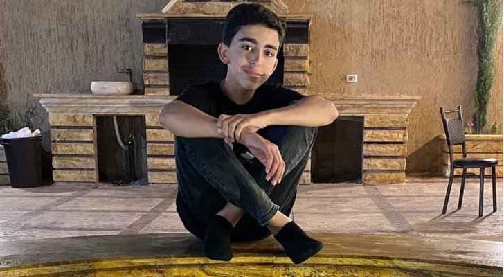 لحظة سقوط الطفل “علي الدراس” ووفاته في مدينة ملاهي سقوط الطفل "علي الدراس" ووفاته في مدينة ملاهي