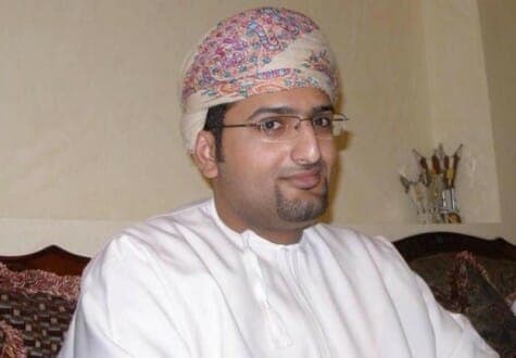 معاوية الرواحي: الصمت خير من الكلام