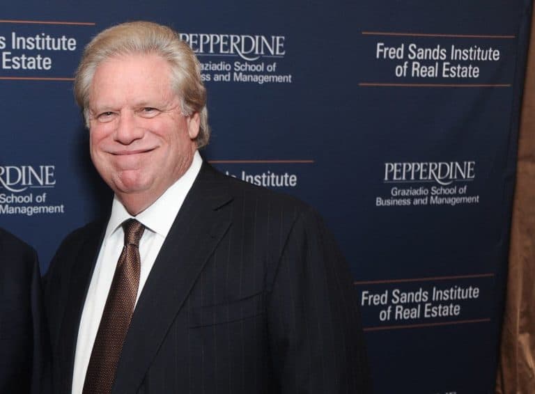 إليوت برويدي watanserb.com